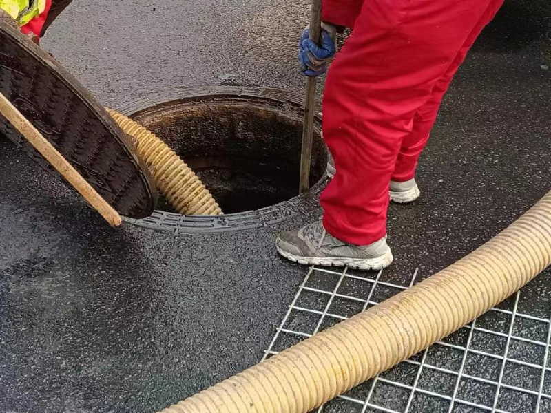 沈阳市沈北新区抽化粪池吸下水井疏通下水道高压清洗管道清理化粪池