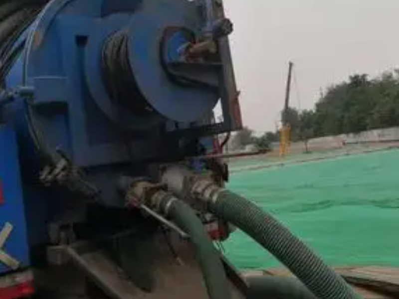沈北蒲河地热换阀 换分水器 按泵 地热清洗维修