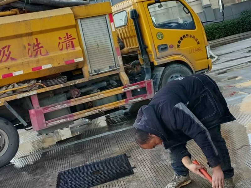沈北专业抽工地泥浆工厂淤泥清运学校医院清理化粪池